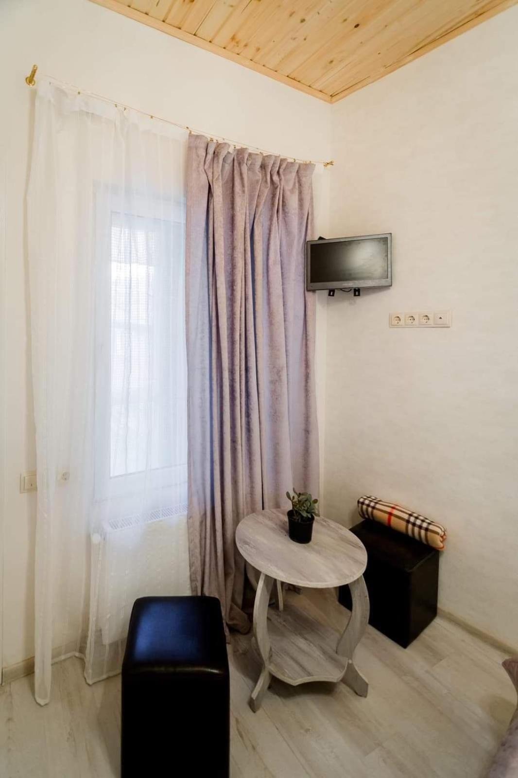 Nina'S Apartaments Tbilisi Luaran gambar